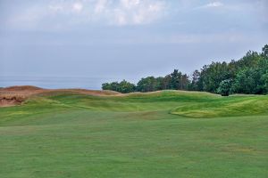 Arcadia Bluffs (Bluffs) 4th Approach